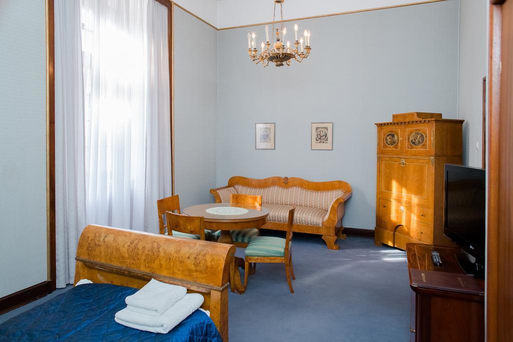 Zamek W Baranowie Sandomierskim Baranów Sandomierski Habitación foto